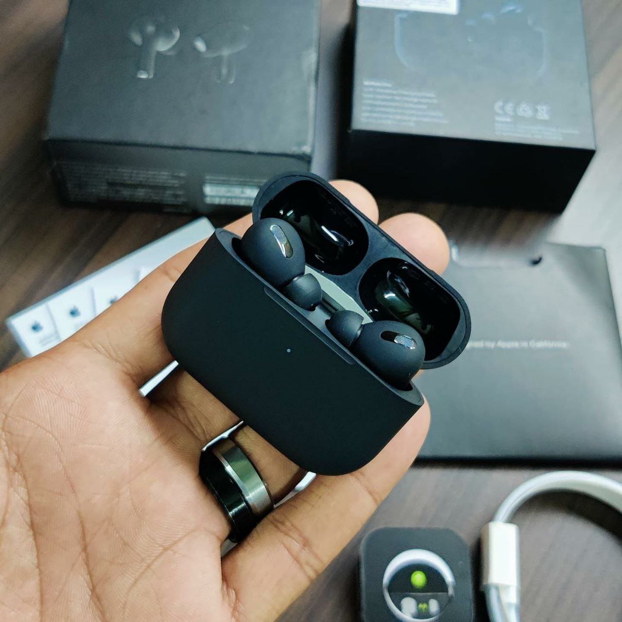 Apple AirPods 2 Black ANC - Matte Full